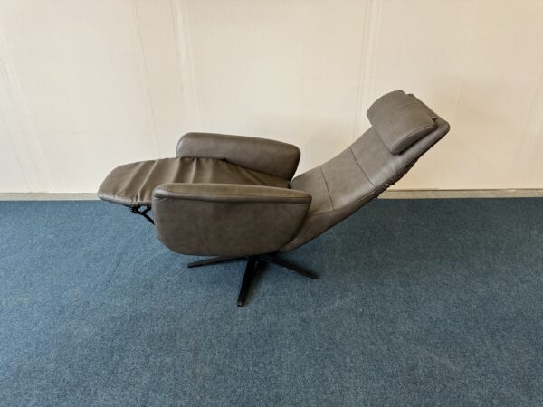 Atpūtas krēsls - Image 5