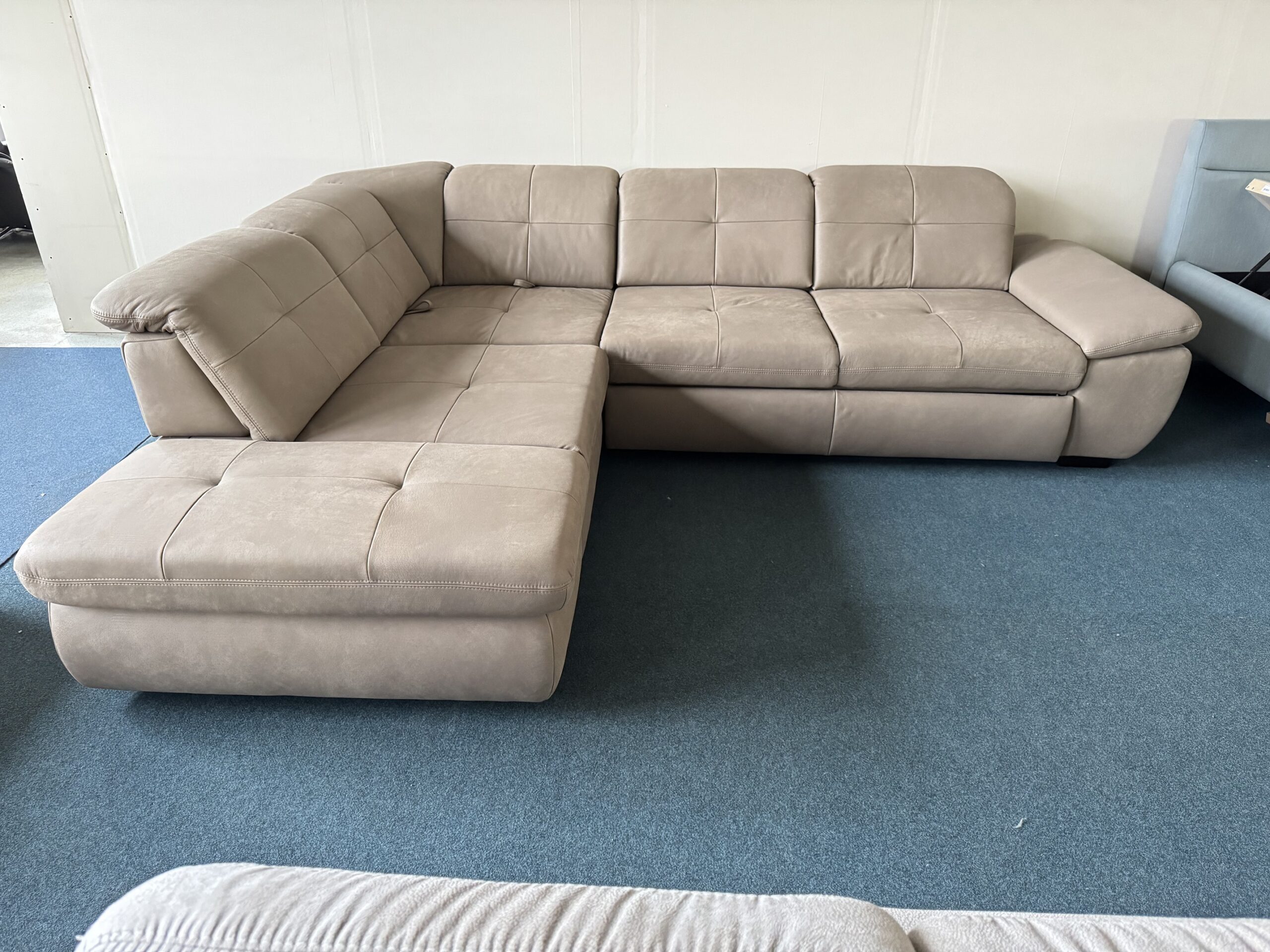 Stūra dīvāns N495